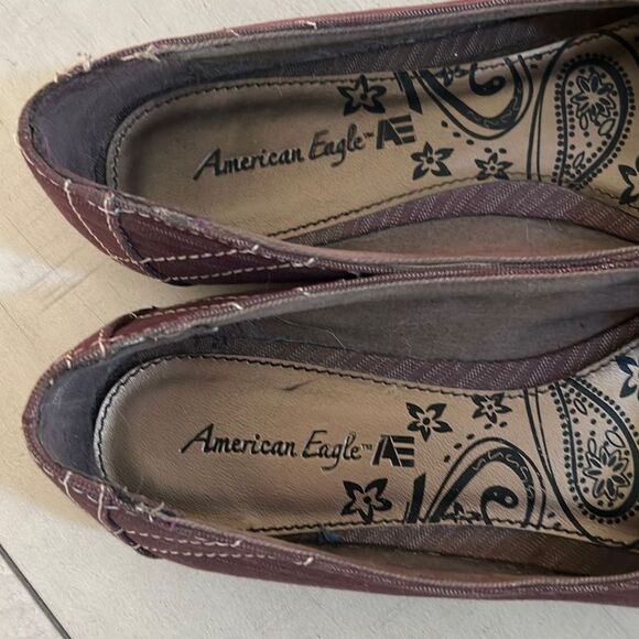American Eagle Open Toe Flats - Picture 2 of 3